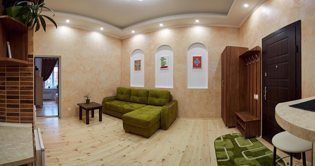 Babylon Apartments On Dubenska Street Rivne Exterior photo